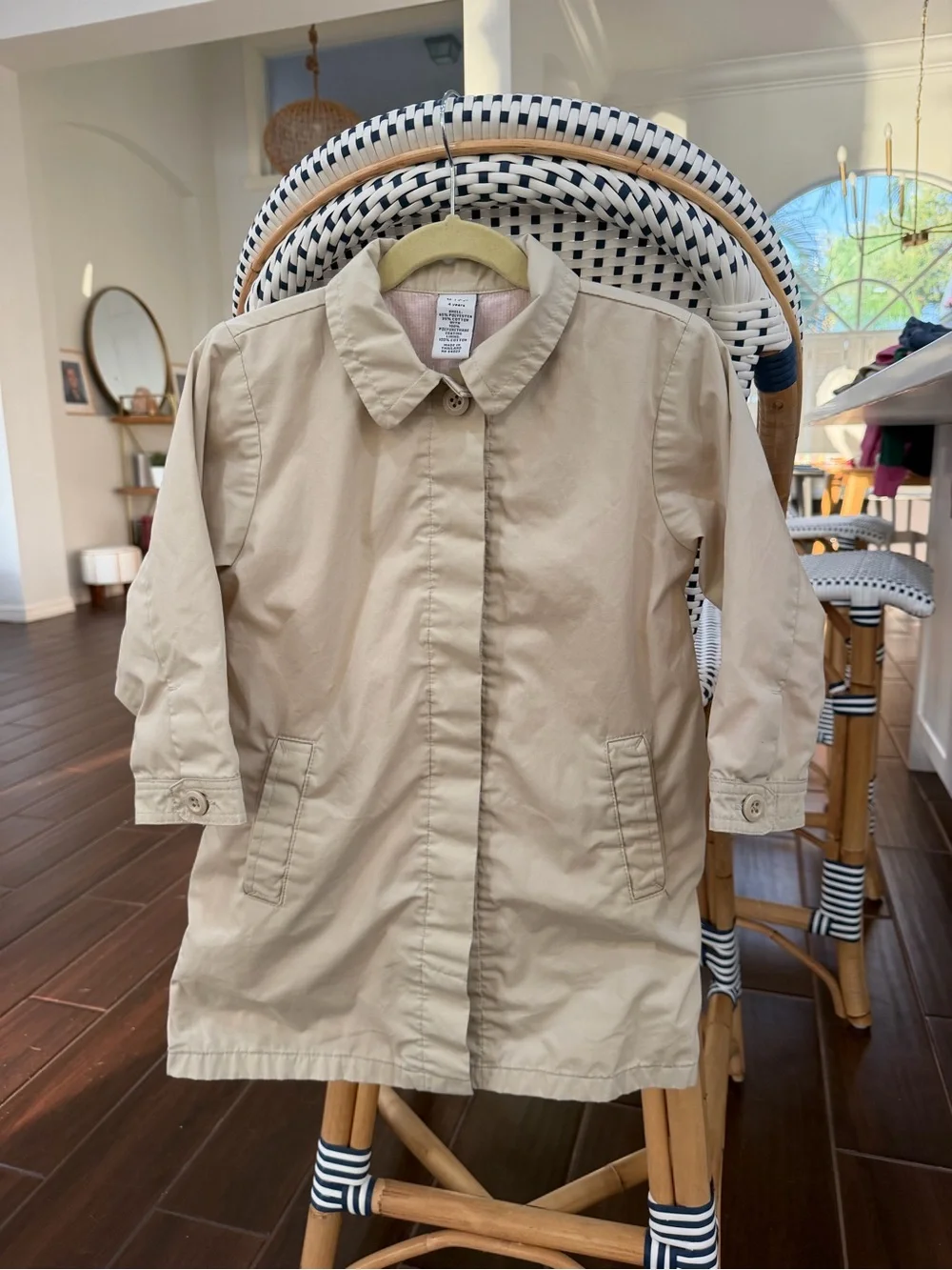 Gap Kids Girls Beige Classic Trench Coat Mac Jacket Light Pink Lining - Size 4